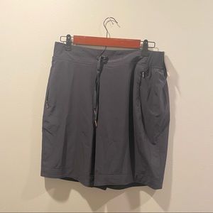 Calia woven Bermuda shorts new with tags